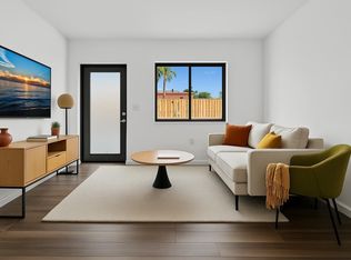 1027 SW 3rd St APT 8, Miami, FL 33130