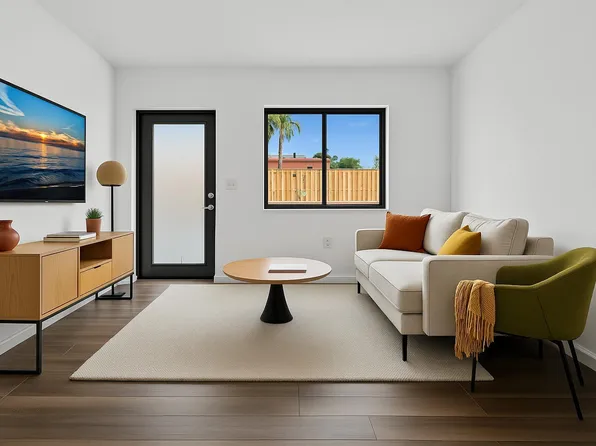 1027 SW 3rd St APT 1, Miami, FL 33130