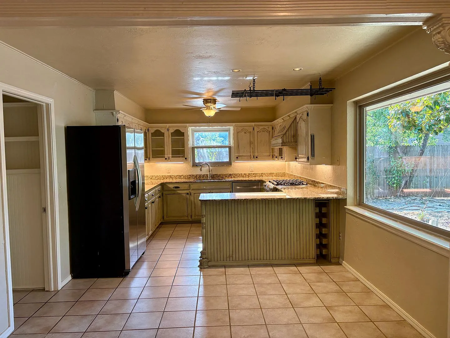 3 Bed / 2 Bath Home with Pool in OKC Available Now — Photo 3