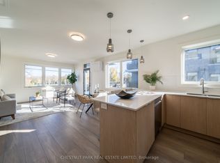 1466 Avenue Rd #4, Toronto, ON M5N 2H7