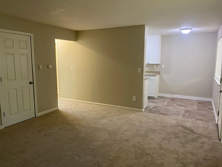 902 - Proverbs 31 Holdings LLC — Photo 17