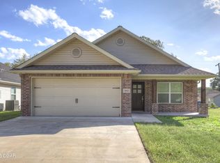 2112 E Nashville St, Joplin, MO 64801