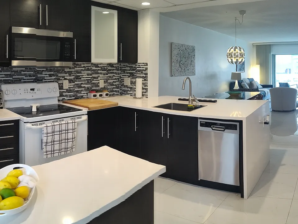 450 Paradise Isle Blvd #110