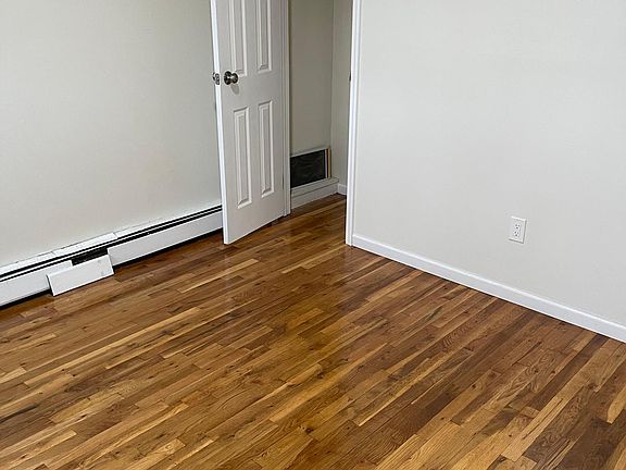 4th image of 1412 49th St