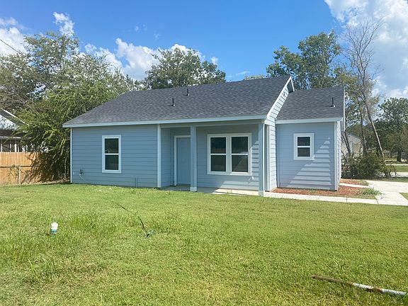 2nd image of 200 Bella Vista Dr