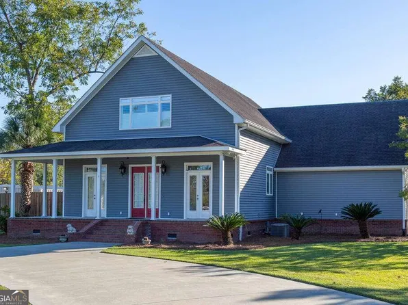 228 Plier St, Baxley, GA 31513