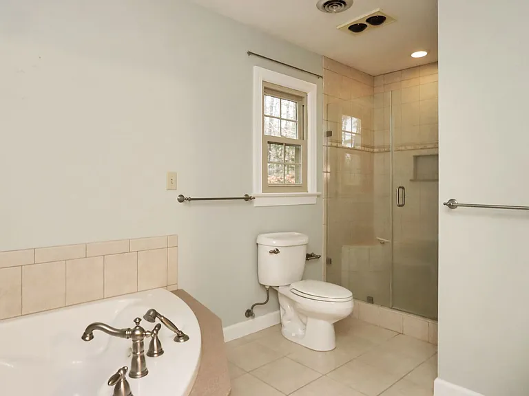 227 Aspen Blvd — Photo 28