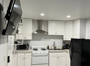7436 Cleon Ave, Sun Valley, CA 91352
