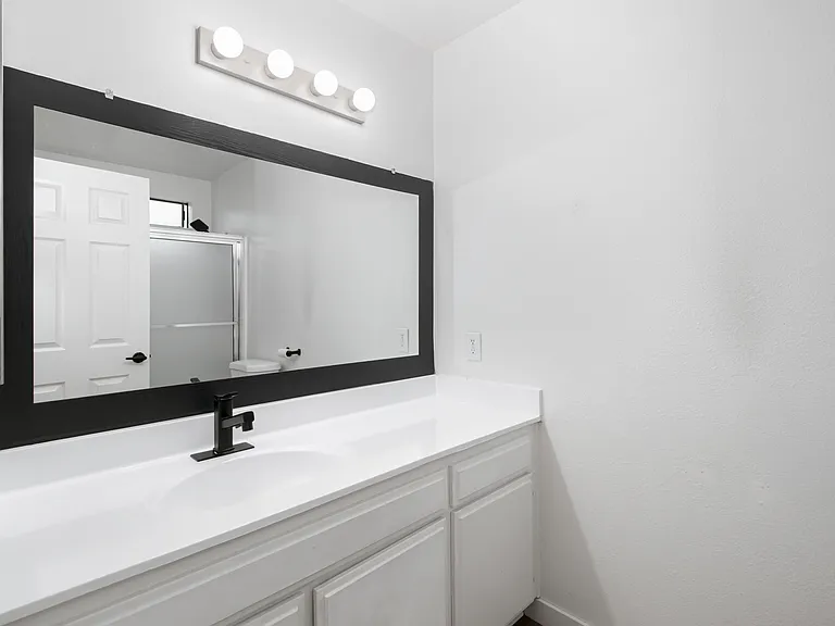 1169 Rosedale Ave #208 — Photo 13