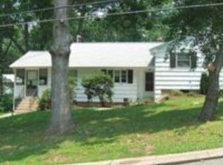 73 Mountain Rd, Manchester, CT 06040