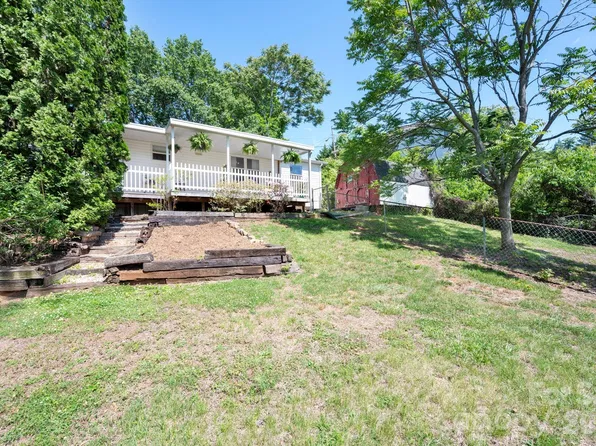66 Green Oak Rd, Asheville, NC 28804