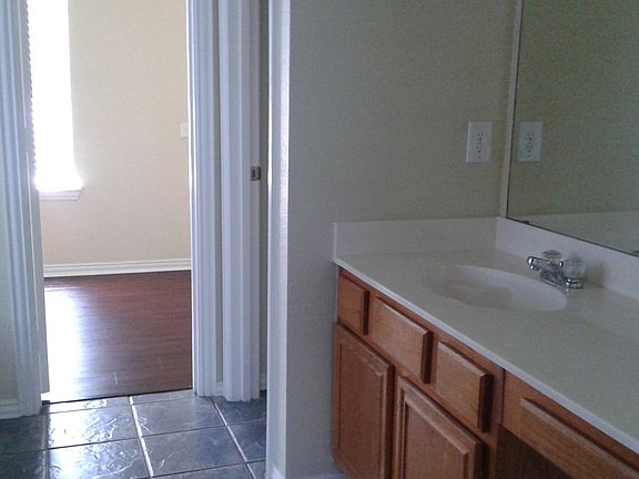 5th image of 1047 Port Aransas Dr
