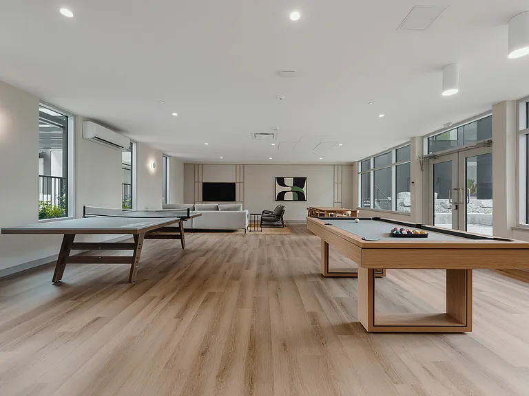 681 Whiting Way — Photo 8