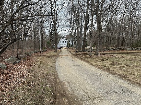 2nd image of 488 Jackson Rd
