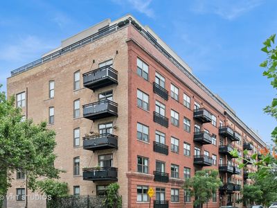 1735 W Diversey Pkwy APT 208, Chicago, IL, 60614