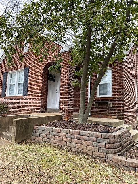 1st image of 7435 Warner Ave