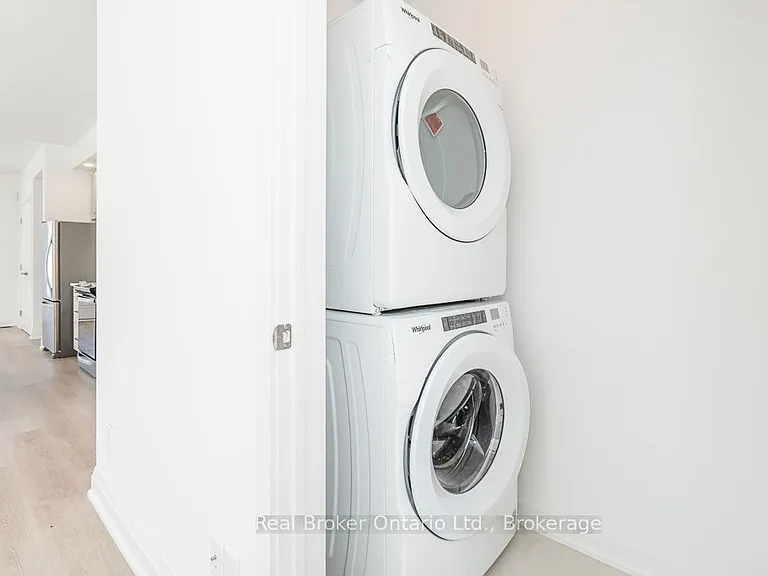 4 Danielle Cres — Photo 14