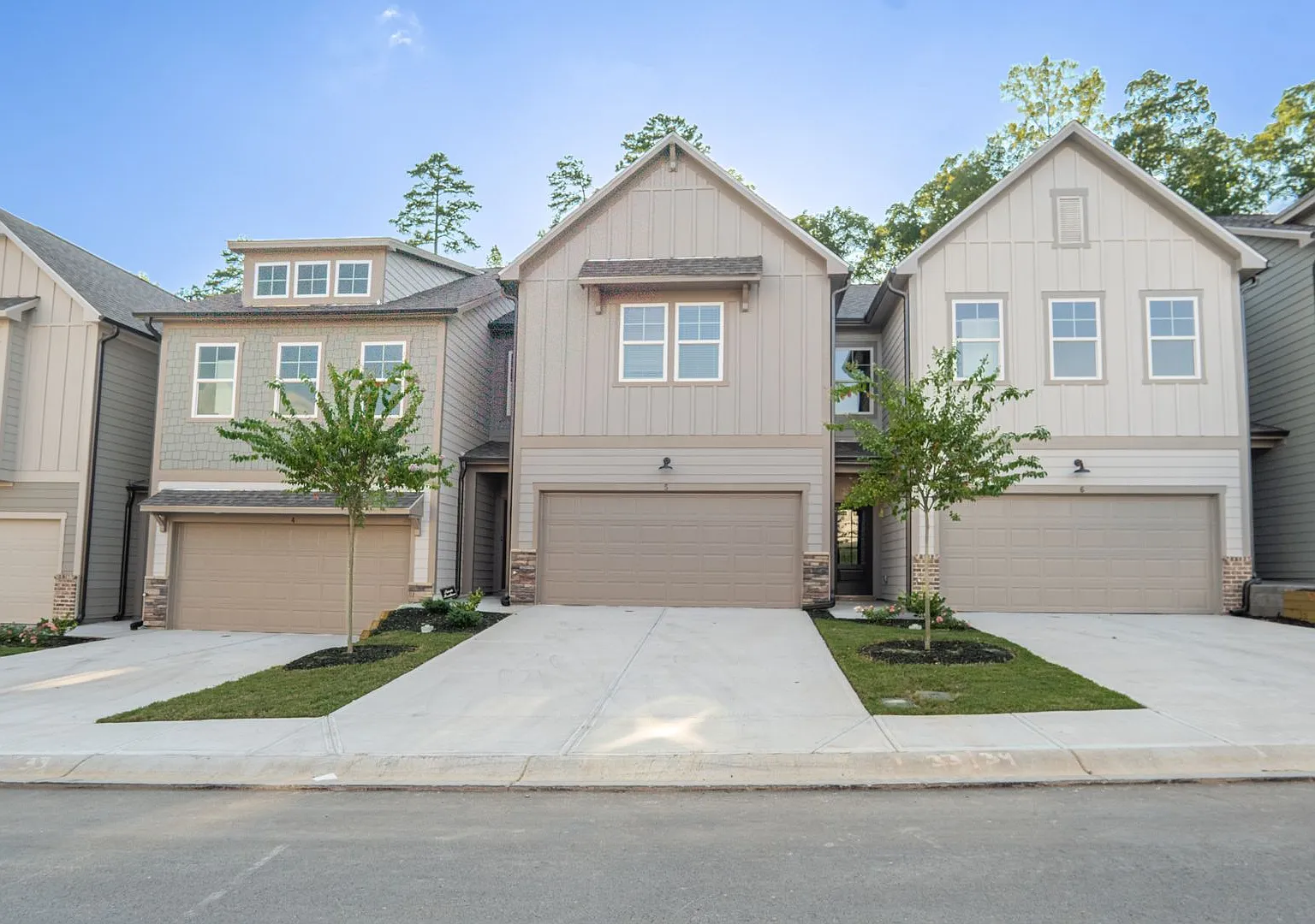 Brand-New 3BR/3BA Jasper Townhome | 1,713 Sq Ft + Washer & Dryer Included — Photo 1