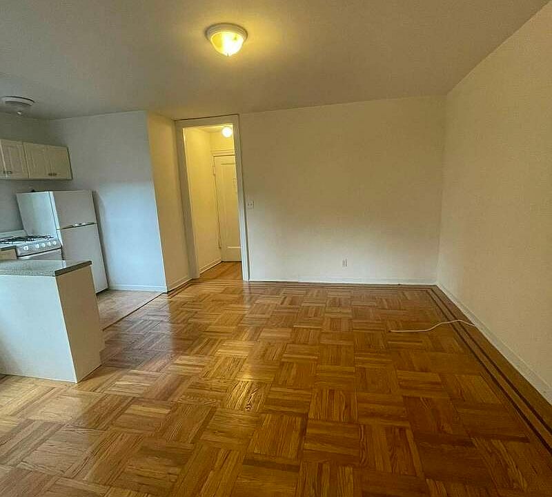 1st image of 28-21 33rd St #7
