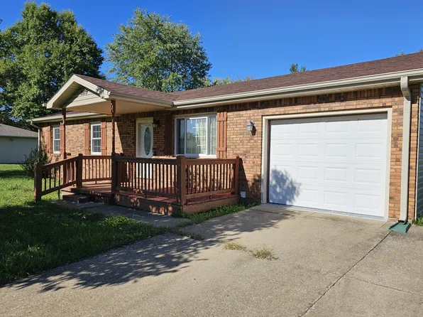 2879 Colonial Dr, Radcliff, KY 40160