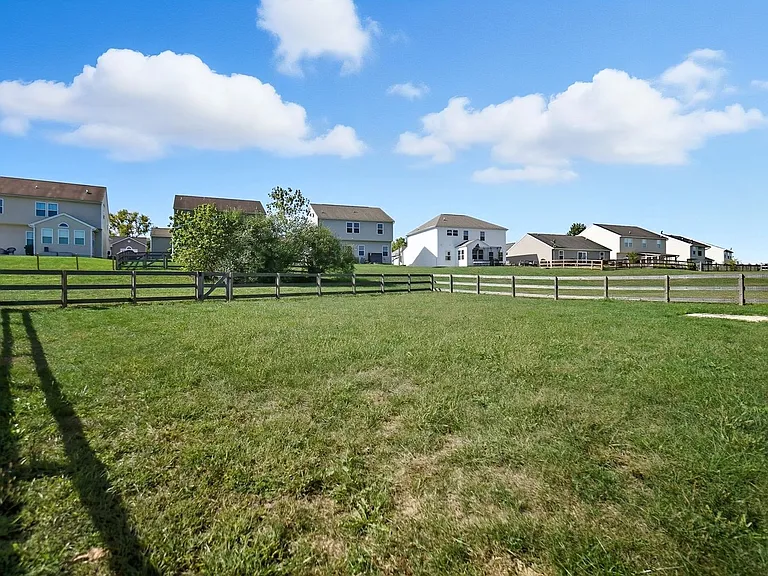 5089 Jessica Suzanne Dr — Photo 45