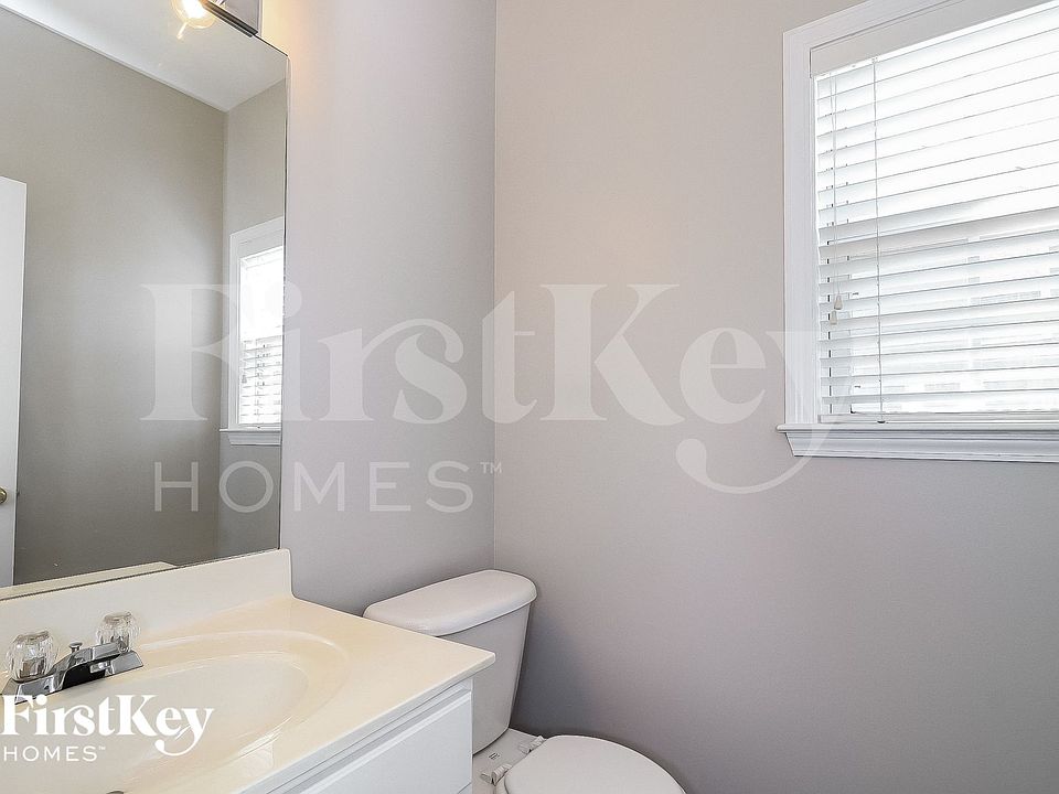 1st image of 2633 Myrtlewood Ln NW