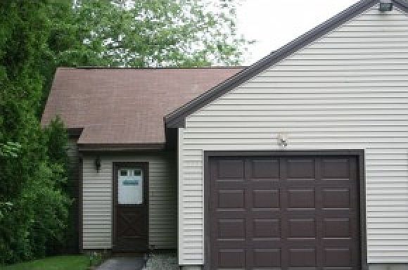2nd image of 32 Dustin Homestead