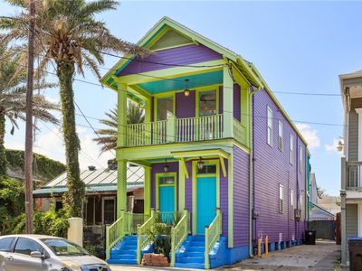 2521-23 Carondelet St, New Orleans, LA, 70130