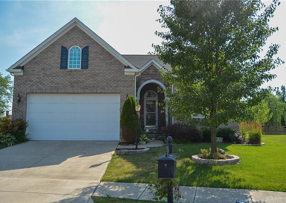 1st image of 1522 N Wood Creek Dr