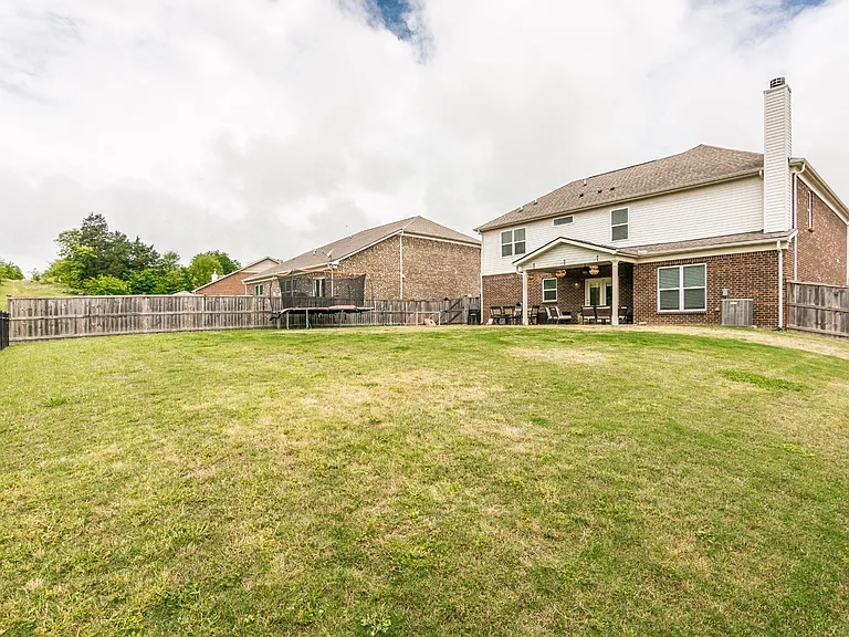 1051 Abberley Cir — Photo 18