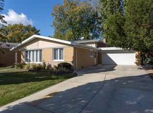 5108 W 83rd St, Burbank, IL