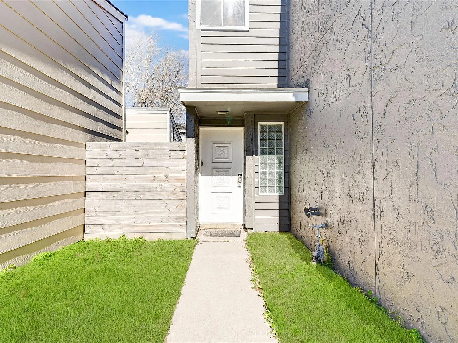 3 bed, 2.5 bath, 1450 sqft, $1,795 — Photo 4