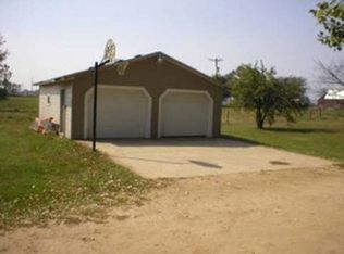 2228 Oberlin Rd, Gladwin, MI 48624