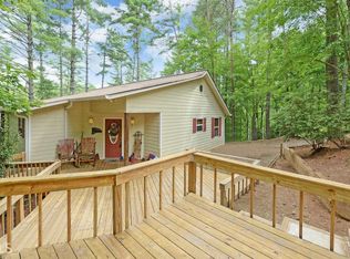 459 Old Deer Path Way, Cleveland, GA 30528