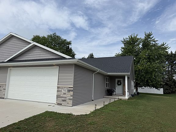 2nd image of 702 Hartzheim Dr