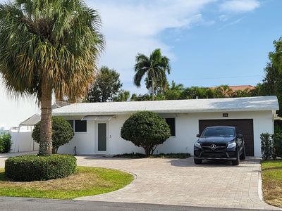 250 NE 3rd St, Boca Raton, FL, 33432