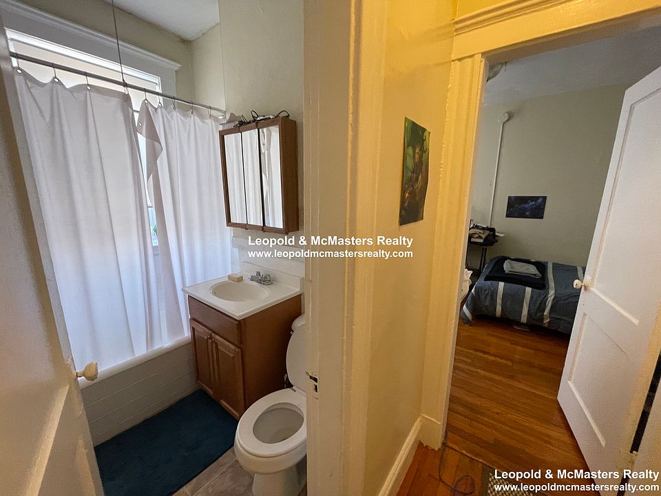 2nd image of 119 Brainerd Rd #5A