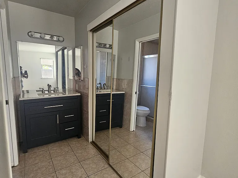 5361 Vichy Cir — Photo 2