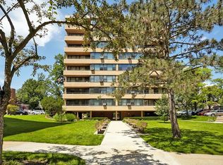 7-15 162nd St APT 2C, Whitestone, NY 11357