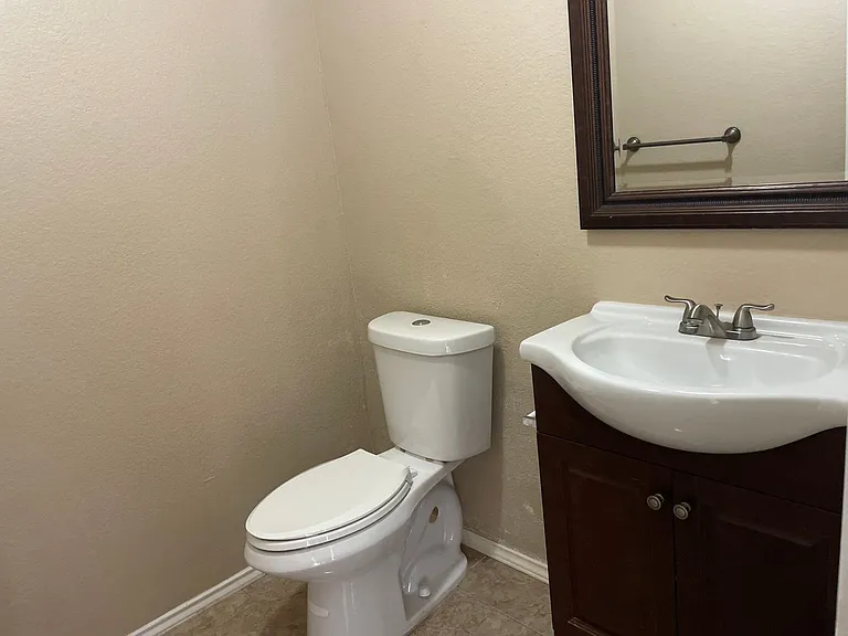 122 Rummel Dr — Photo 9