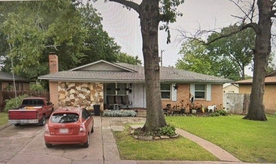 808 Harbor Dr - Property Image