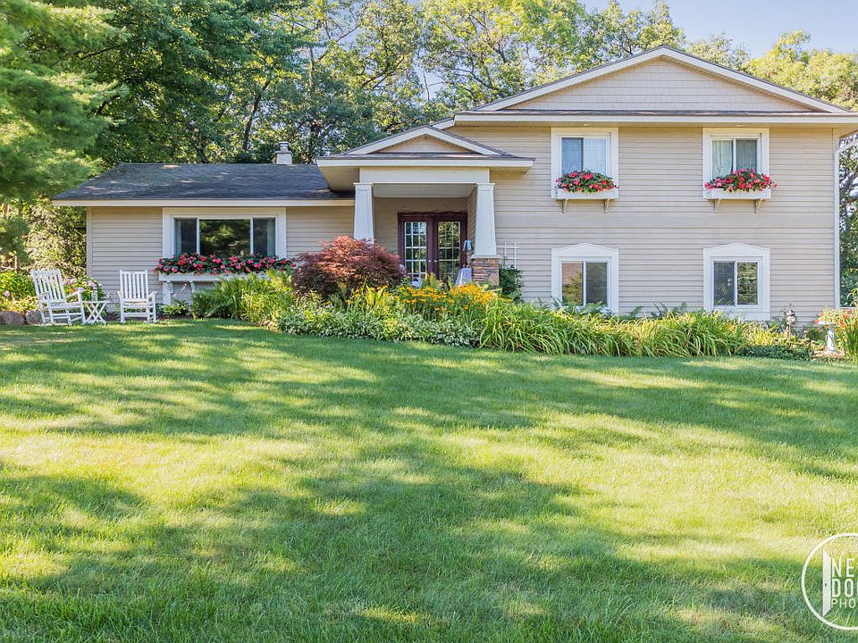 1st image of 2548 Northboro Ct NE
