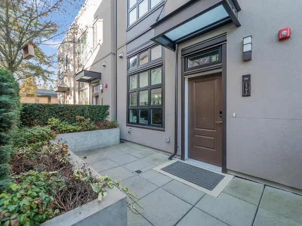 2793 Alamein Ave, Vancouver, BC V6L 1S2