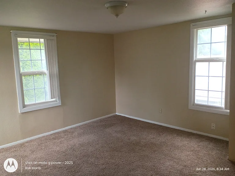 2022 Filbert St — Photo 8