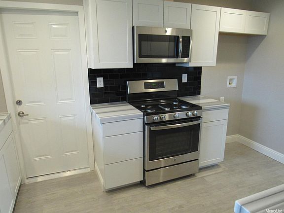 5th image of 4128 Moriah Way