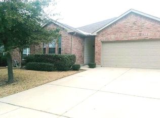 421 Lead Creek Dr, Fort Worth, TX 76131