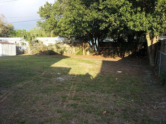 2nd image of 2519 Laurel Ave