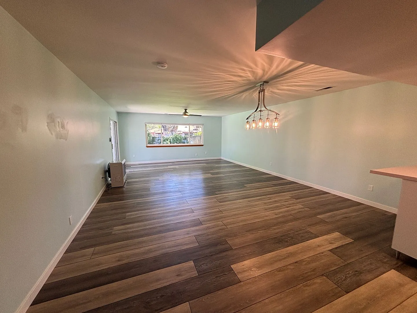 Four Bedroom Home with updates — Photo 2
