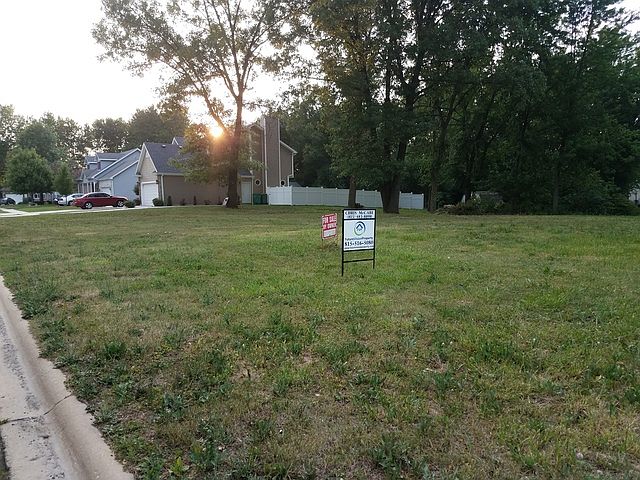 1st image of 266 Deer Run Dr