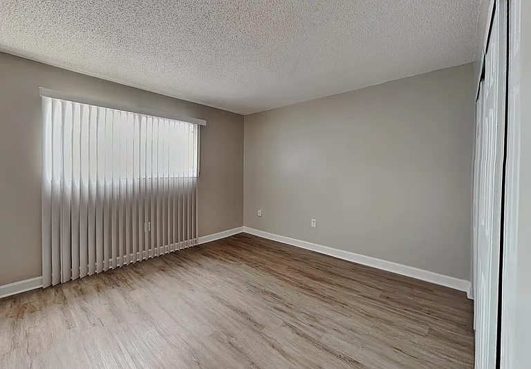 918 Lake Destiny Rd #E — Photo 13